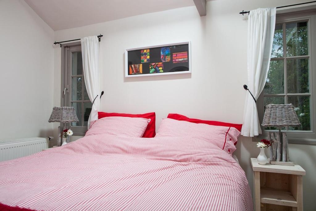 In D'Ouwe Vlaamse Schuur Bed & Breakfast Ossendrecht Eksteriør bilde